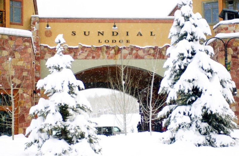 sundial lodge park city canyons village