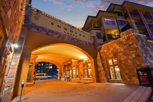 sundial lodge park city canyons village