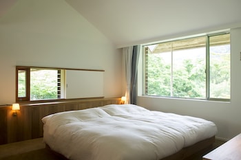 hakone retreat fore adults only