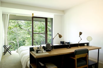 hakone retreat fore adults only