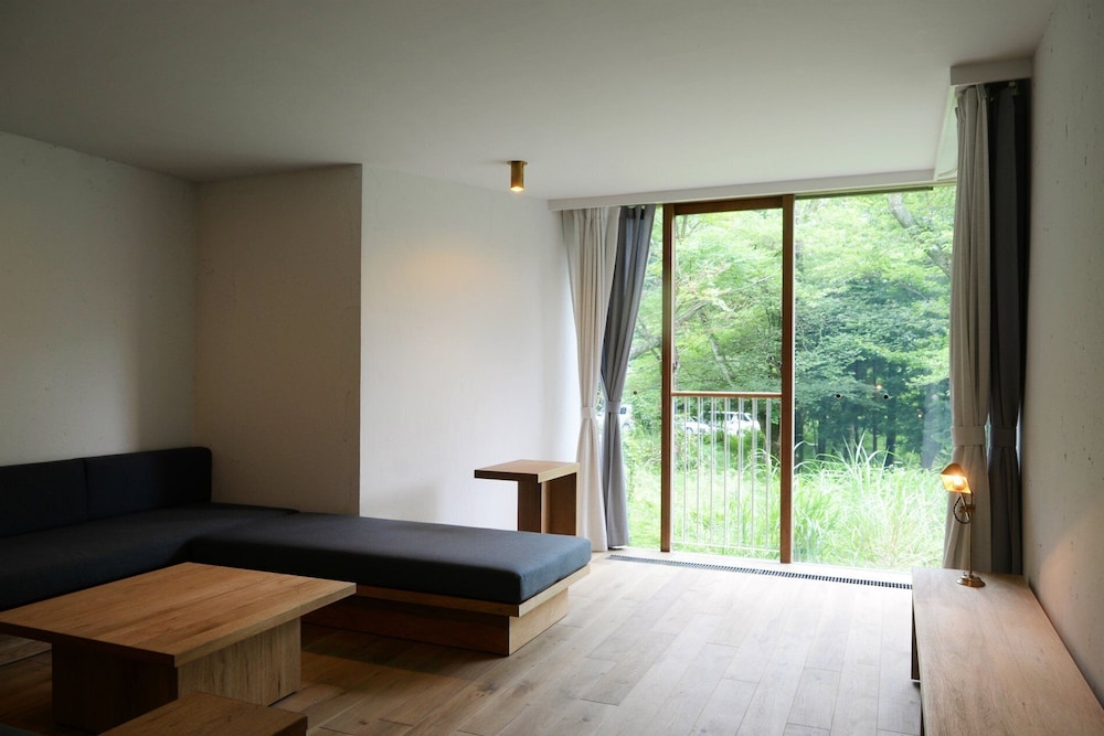 hakone retreat fore adults only