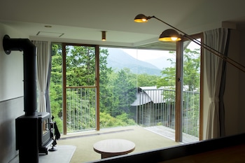 hakone retreat fore adults only