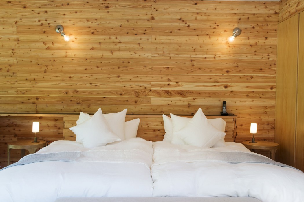 hakone retreat fore adults only