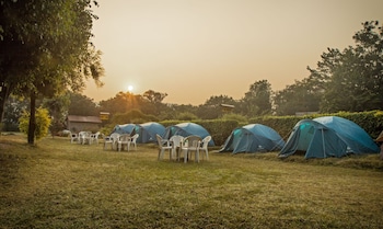 corbett wild resort a river access property
