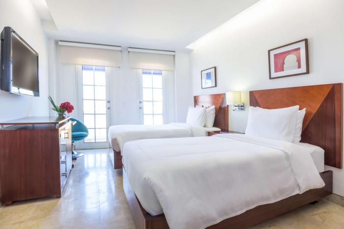 nh cartagena urban royal