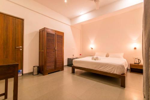 Ziba Beach,Morjim>>Goa,3 star