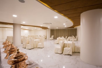 hotel bravia pancheel by satguru