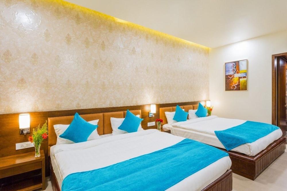 hotel bravia pancheel by satguru