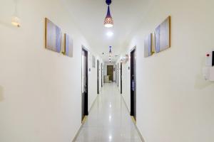 oyo flagship 76333 shannu residency