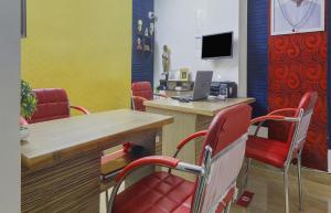 oyo flagship 76333 shannu residency