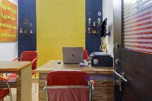 oyo flagship 76333 shannu residency