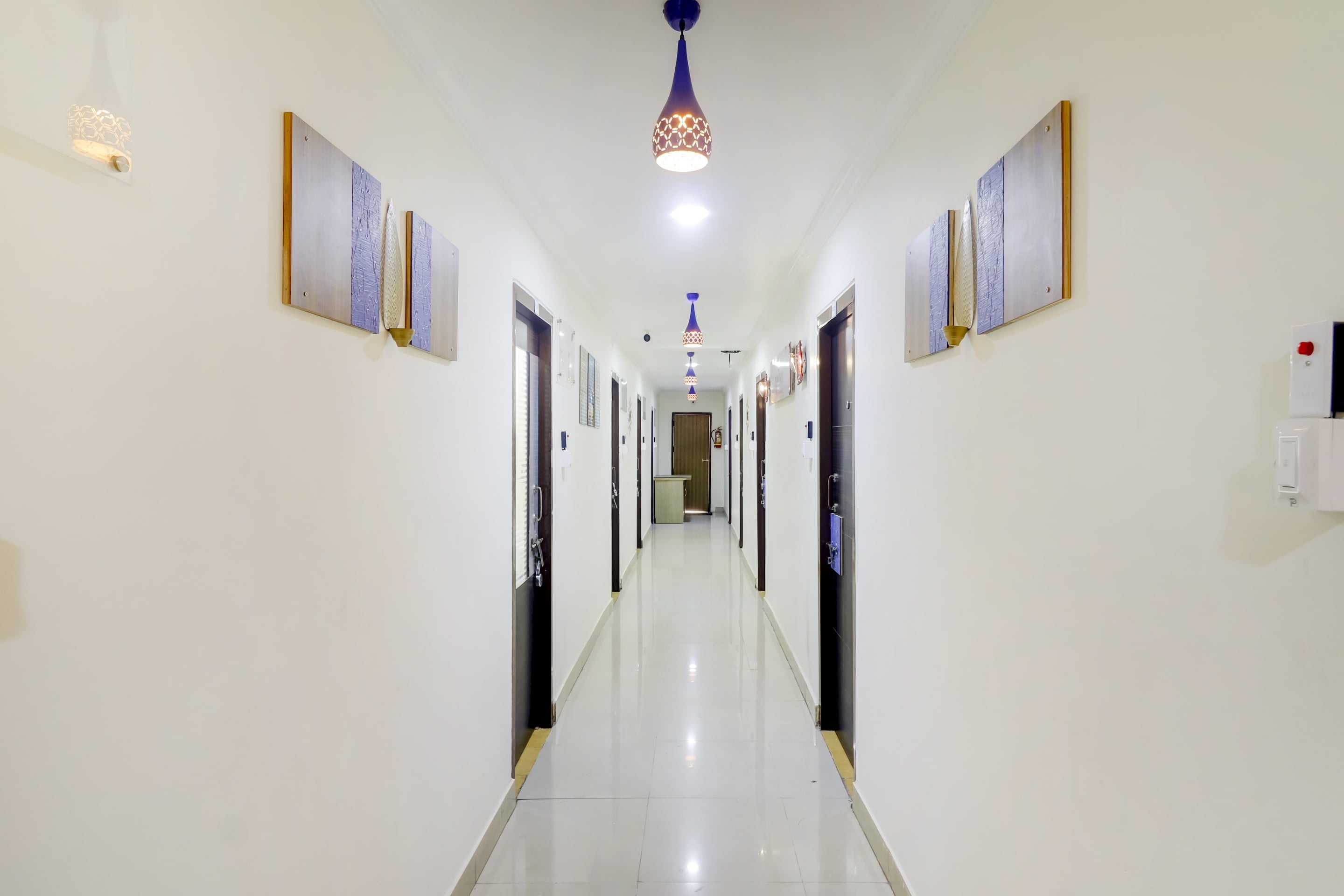 oyo flagship 76333 shannu residency