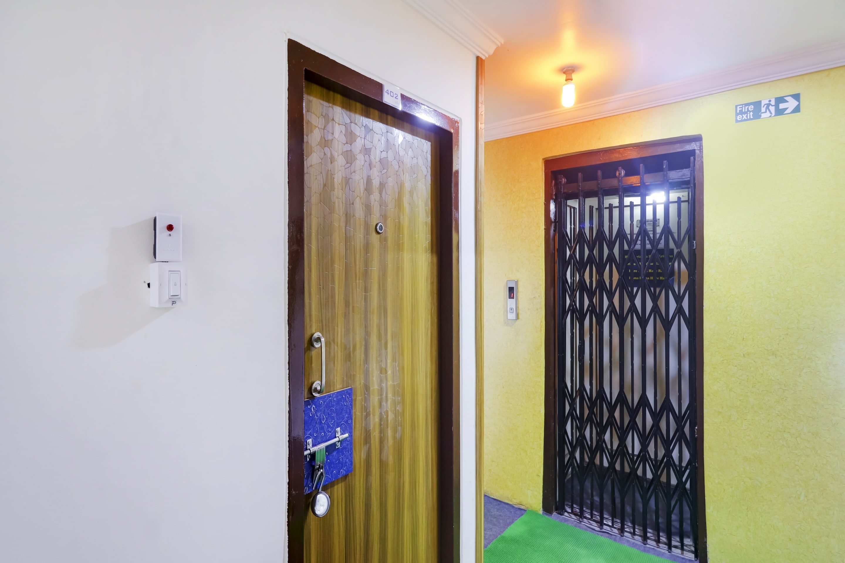 oyo flagship 76333 shannu residency
