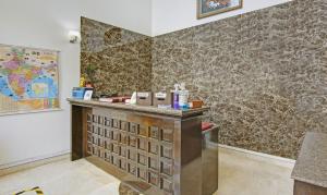 hotel blue moon residency