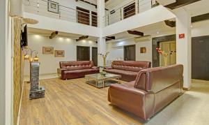 hotel blue moon residency