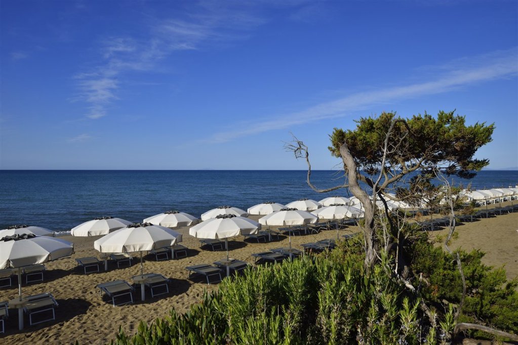 riva del sole resort and spa