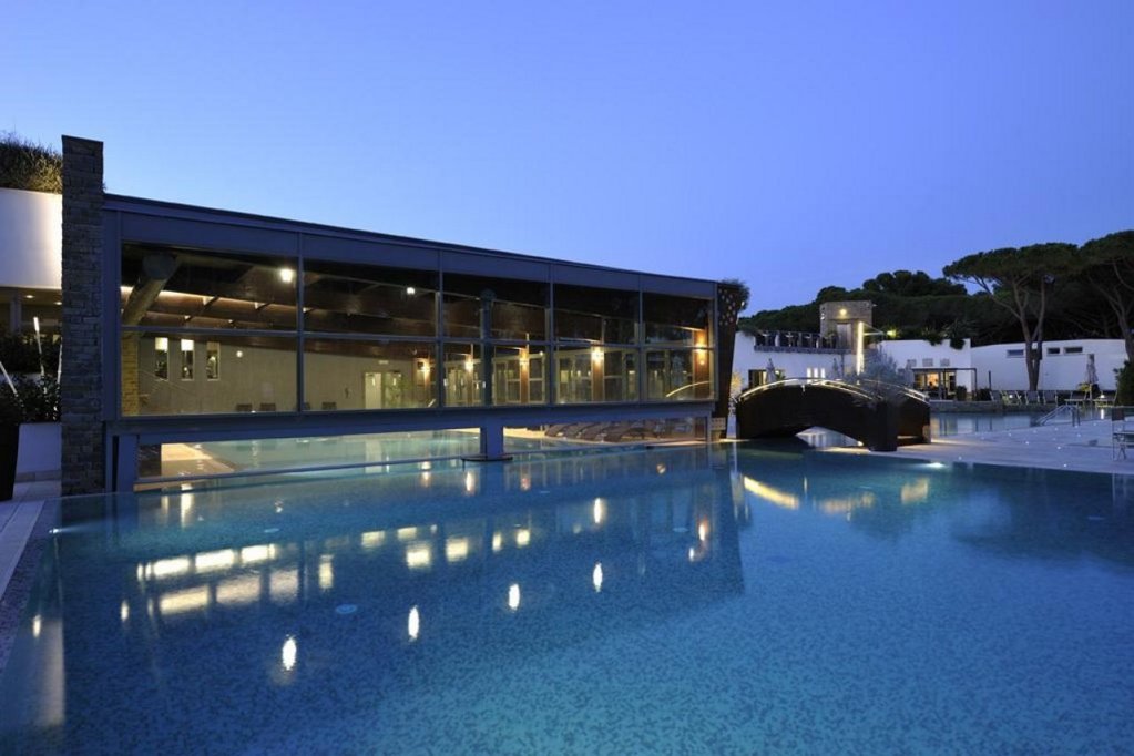 riva del sole resort and spa