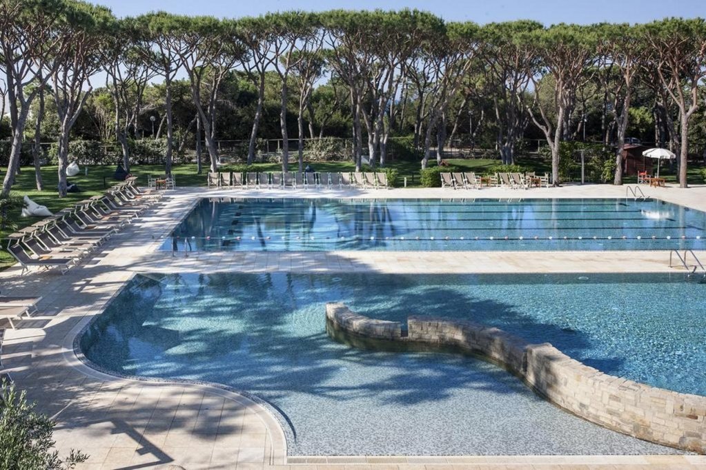 riva del sole resort and spa