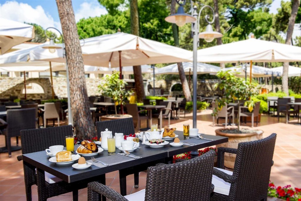 riva del sole resort and spa