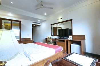 hotel kwality regency