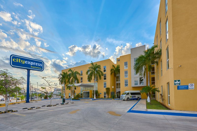 city express by marriott campeche