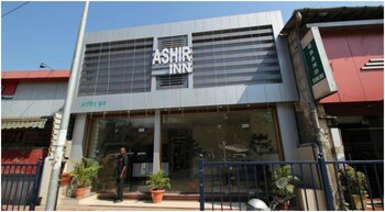 hotel ashir inn