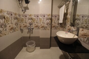 hotel ashir inn