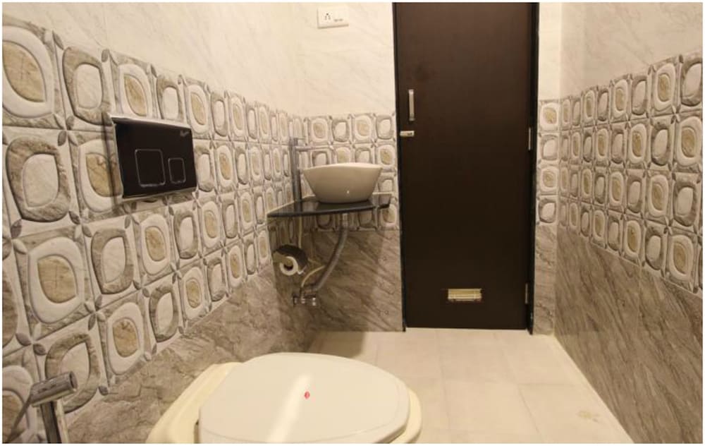 hotel ashir inn