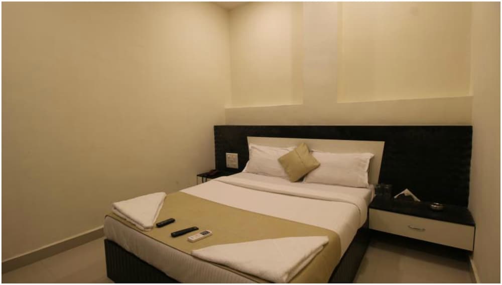 hotel ashir inn