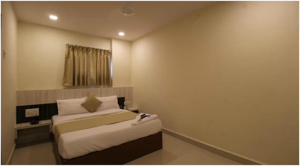 hotel ashir inn