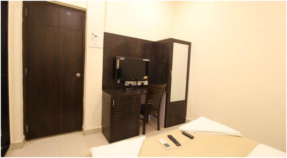 hotel ashir inn
