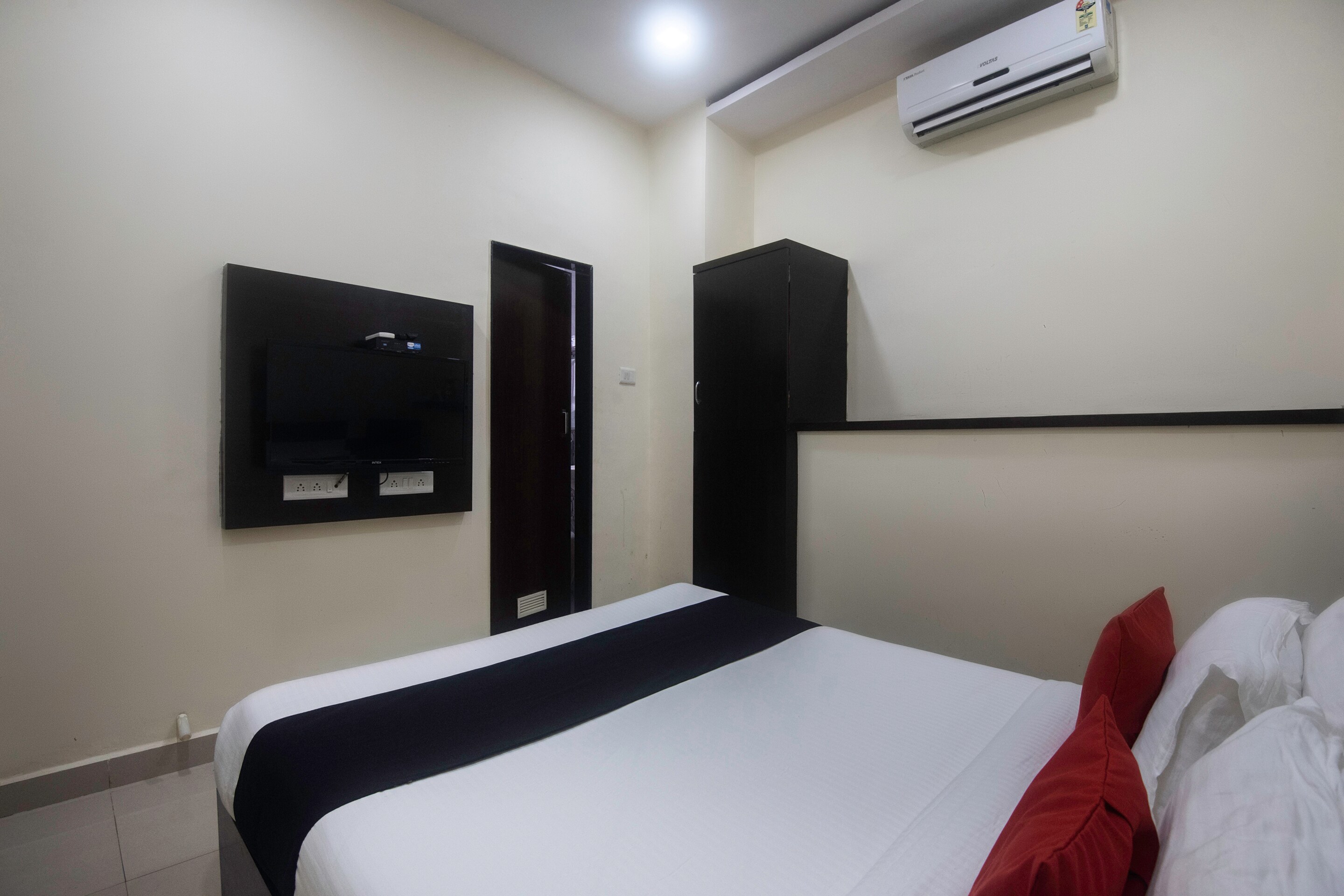 hotel ashir inn
