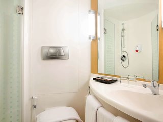 ibis bandung pasteur