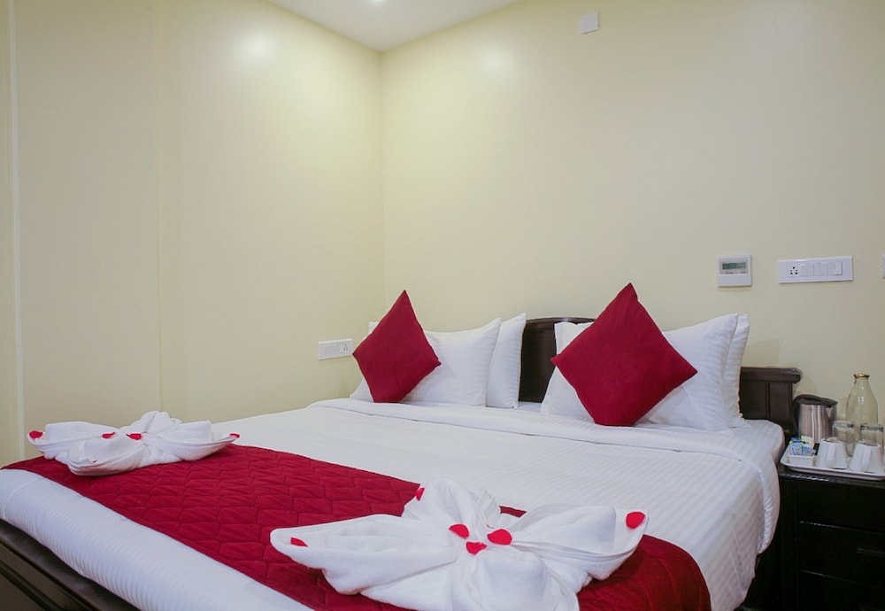 oyo 3697 hotel rivieraa