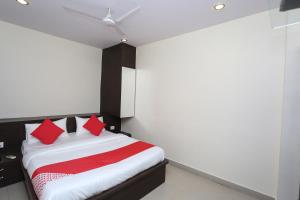 collection o r k international near gautam buddha park