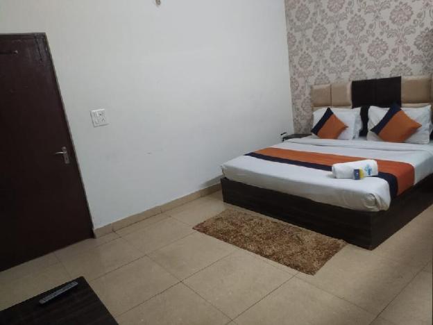 staygo hotel near haridwar railway station