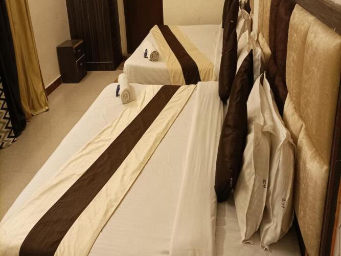 staygo hotel near haridwar railway station