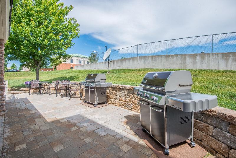 Candlewood Suites Jefferson City By Ihg,Cole>>Boone County,3 star