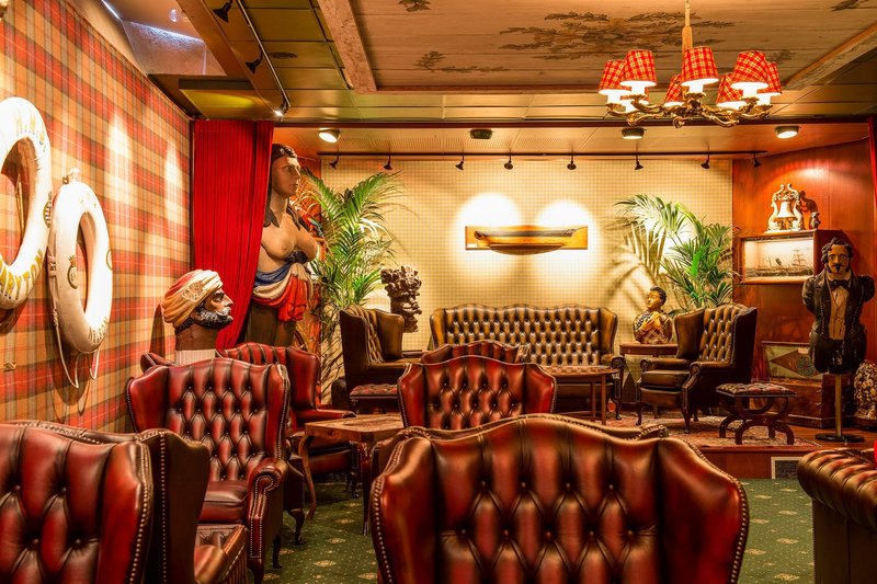 collectors victory apartments