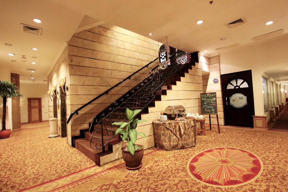 harmoni suites hotel