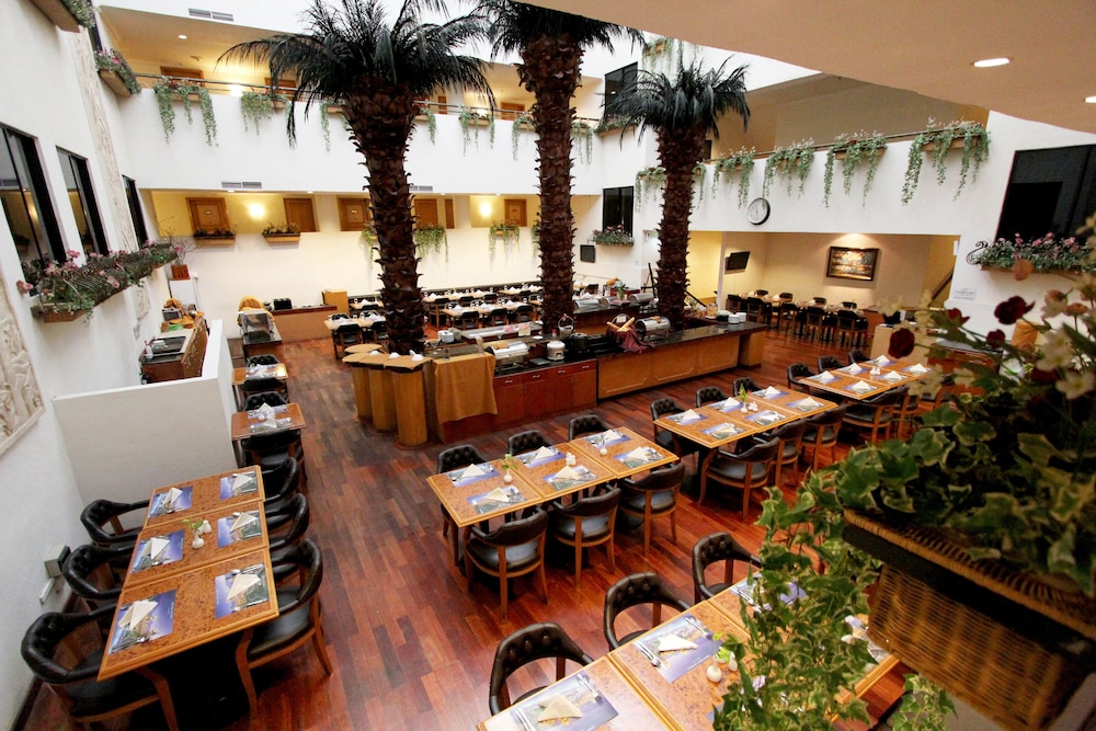 harmoni suites hotel