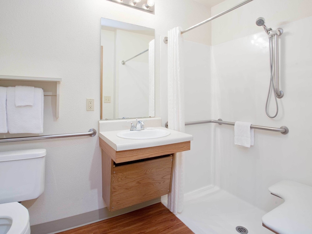 woodspring suites kansas city liberty