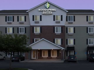 Woodspring Suites Kansas City Liberty,Liberty>>Kansas City,2.5 star