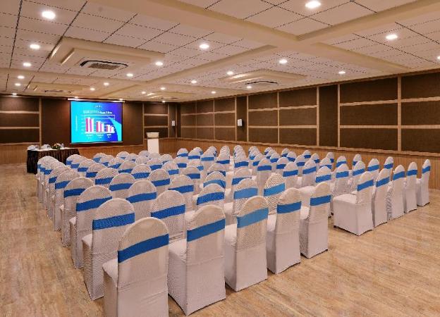sarovar portico gir
