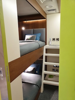 sleep n fly sleep lounge dubai international airport c gates