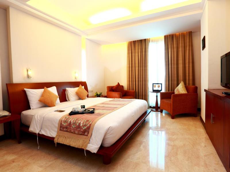 Grand Surya Kediri,Kediri>>Blitar,4 star