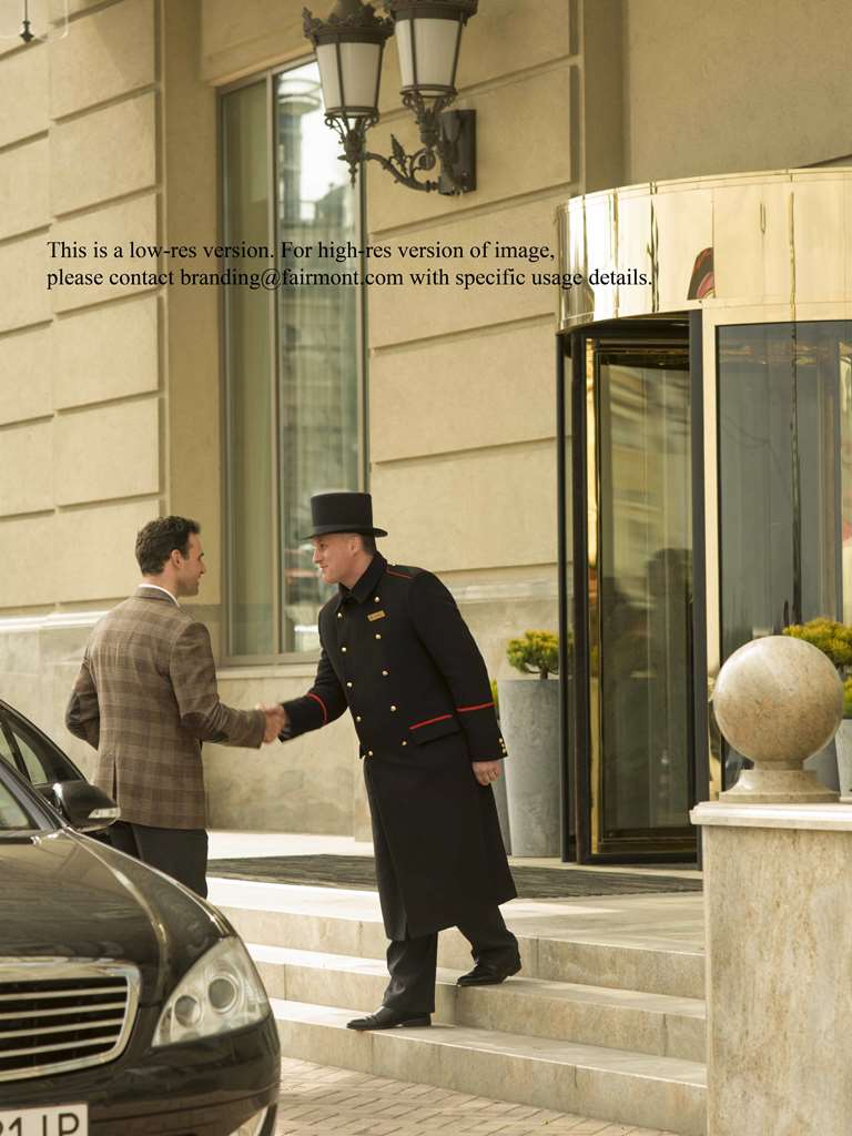 fairmont grand hotel kyiv