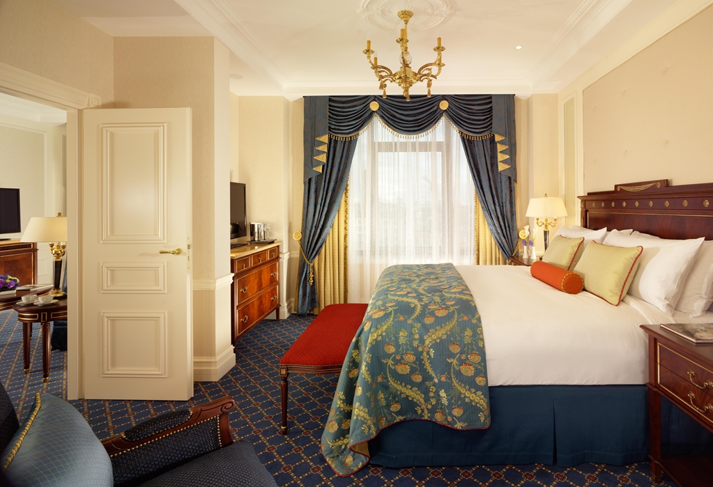 fairmont grand hotel kyiv