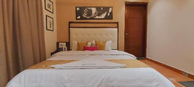 the palm aryan a boutique hotel