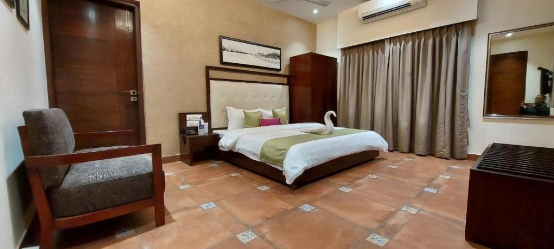 the palm aryan a boutique hotel